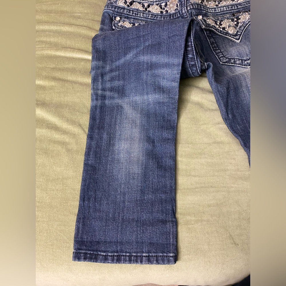 Miss Me boyfriend jeans capris size 28.  X-10 - Picture 3 of 16